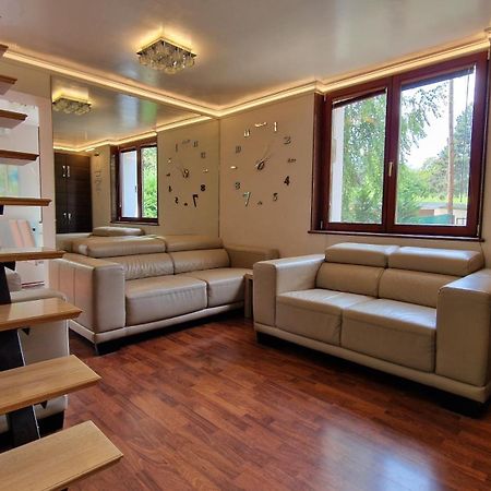 Pilis Hills View Deluxe House With Pool & Ac Near Bp Villa Pilisszentivan Kültér fotó