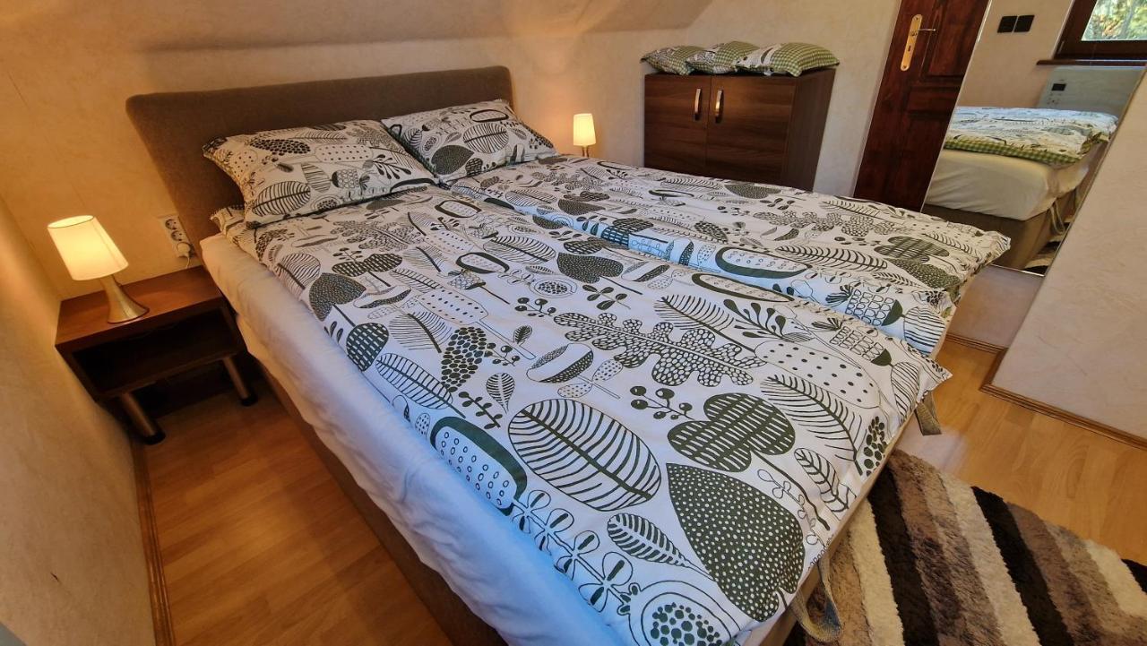 Pilis Hills View Deluxe House With Pool & Ac Near Bp Villa Pilisszentivan Kültér fotó