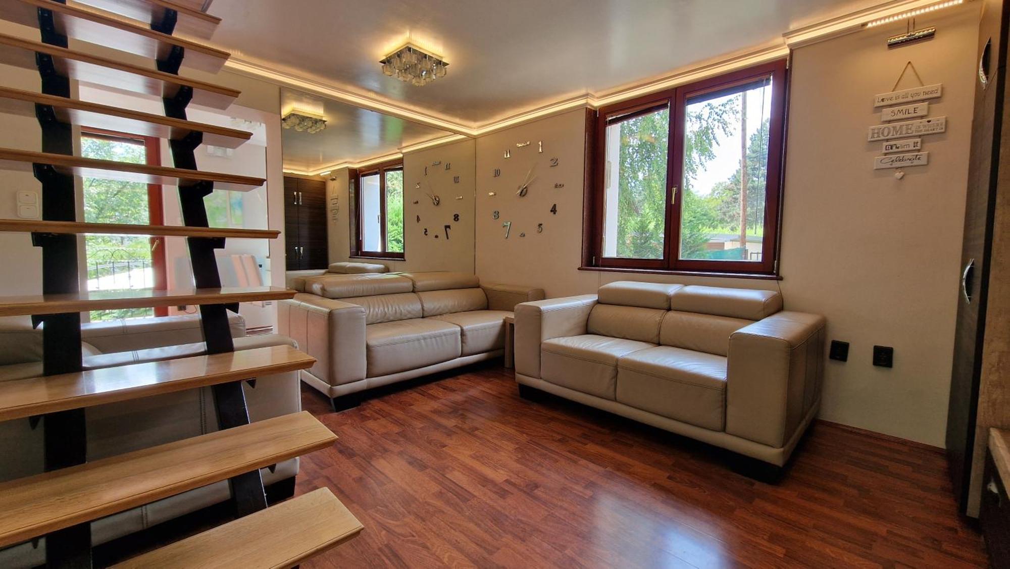 Pilis Hills View Deluxe House With Pool & Ac Near Bp Villa Pilisszentivan Kültér fotó